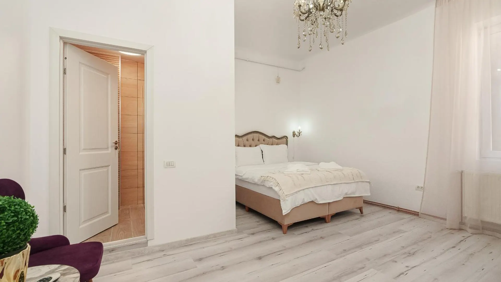 Spacious 3Br Retreat In Central בוקרשט